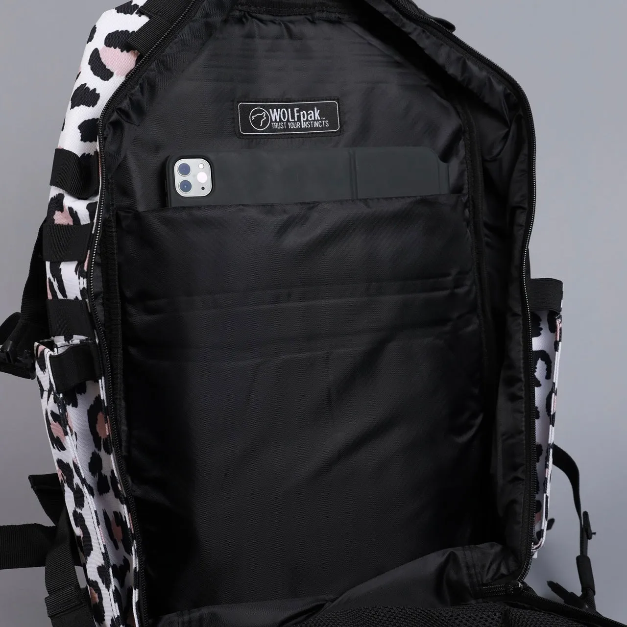 45L Backpack Classic Leopard