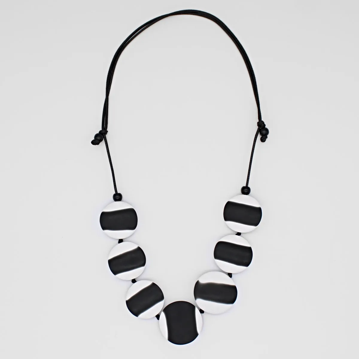 Black and White Astor Bead Necklace