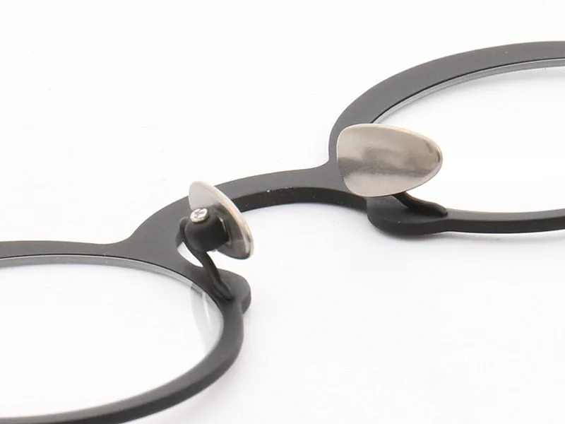 Stylish Unisex Round Titanium Frame Eyeglasses by Muzz - Model T7023