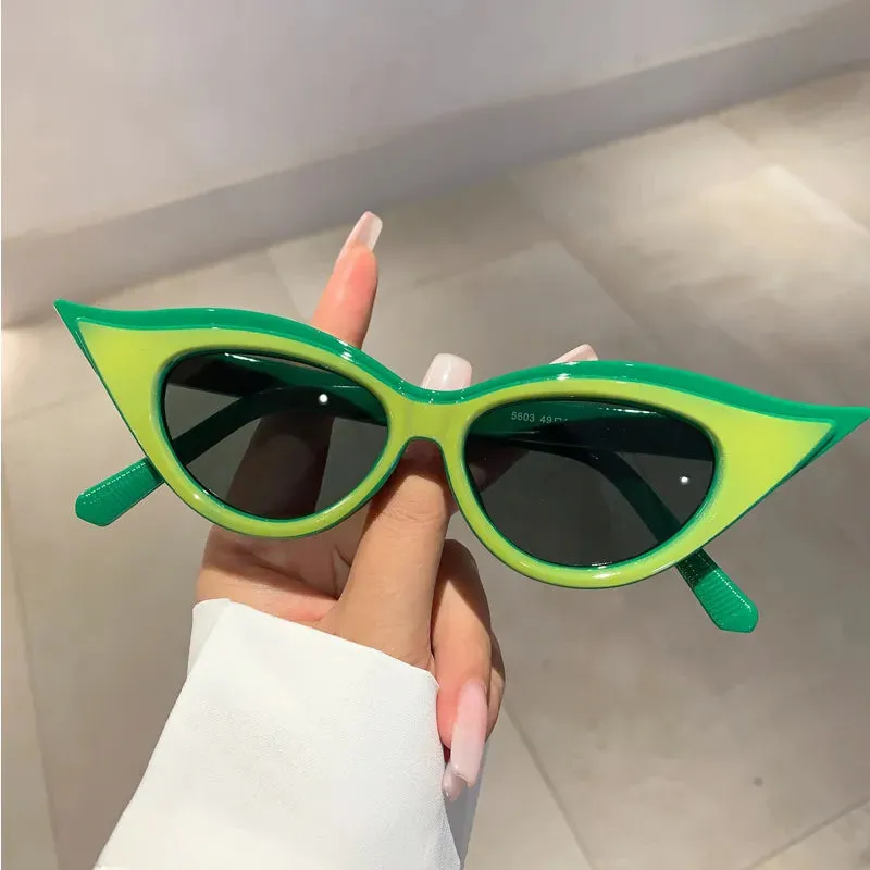 TEEK - Contrast Cat Eye Shade Sunglasses