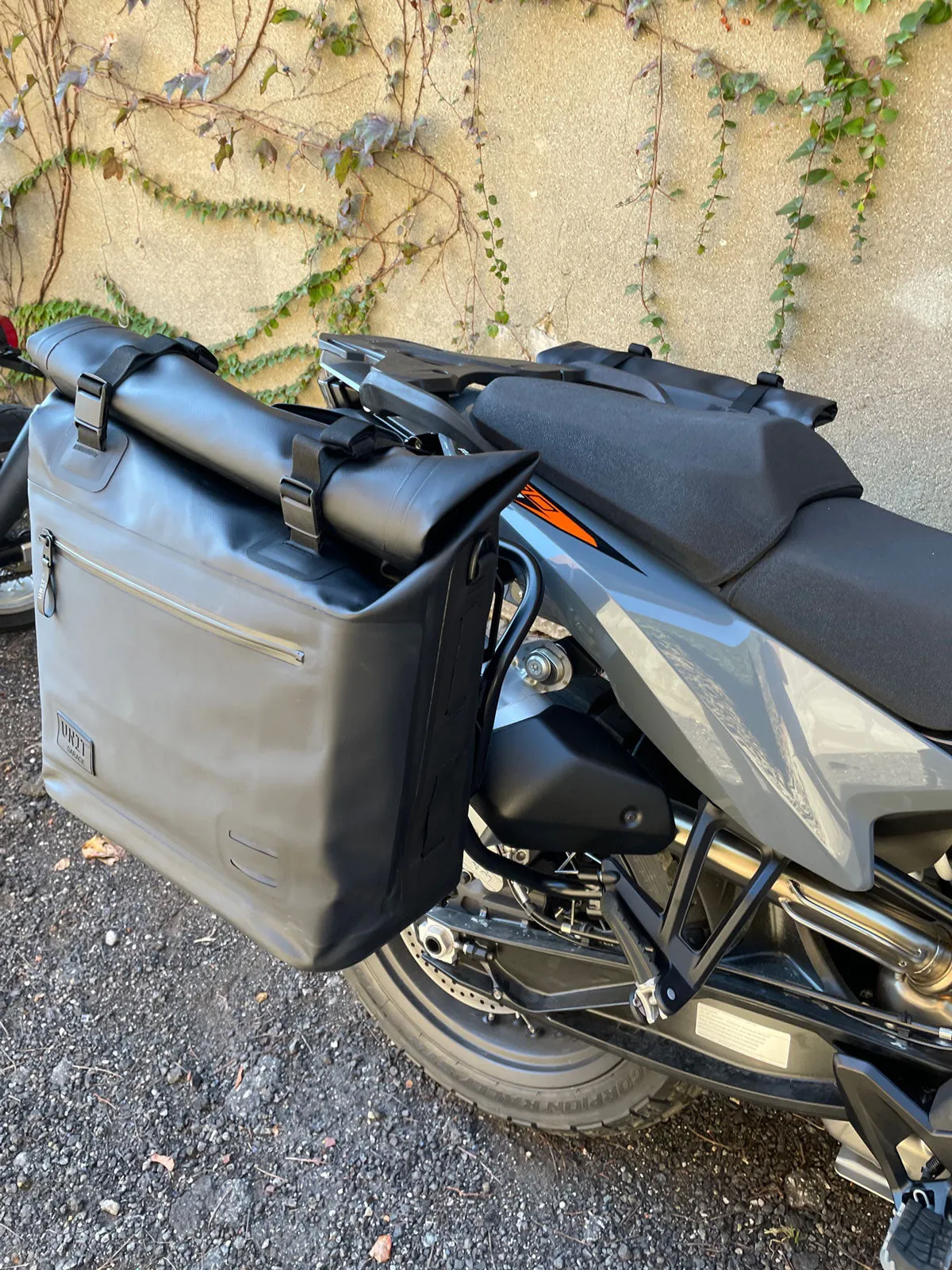 UNIT Garage ATLAS Series Khali TPU Pannier - Mega (35-45L)